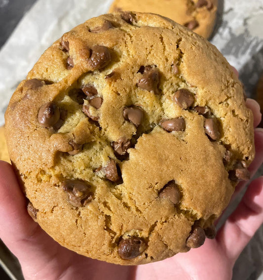 Milk chocolate chip cookie